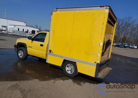 2006 Chevrolet Silverado K2500 Heavy Duty from USA, damaged, VIN 1GBHK24U76E172404